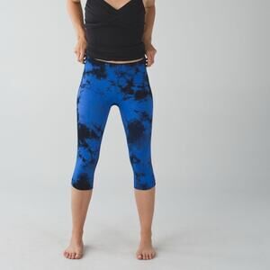 Lululemon Tie Dye Ruched Capri Leggings‎